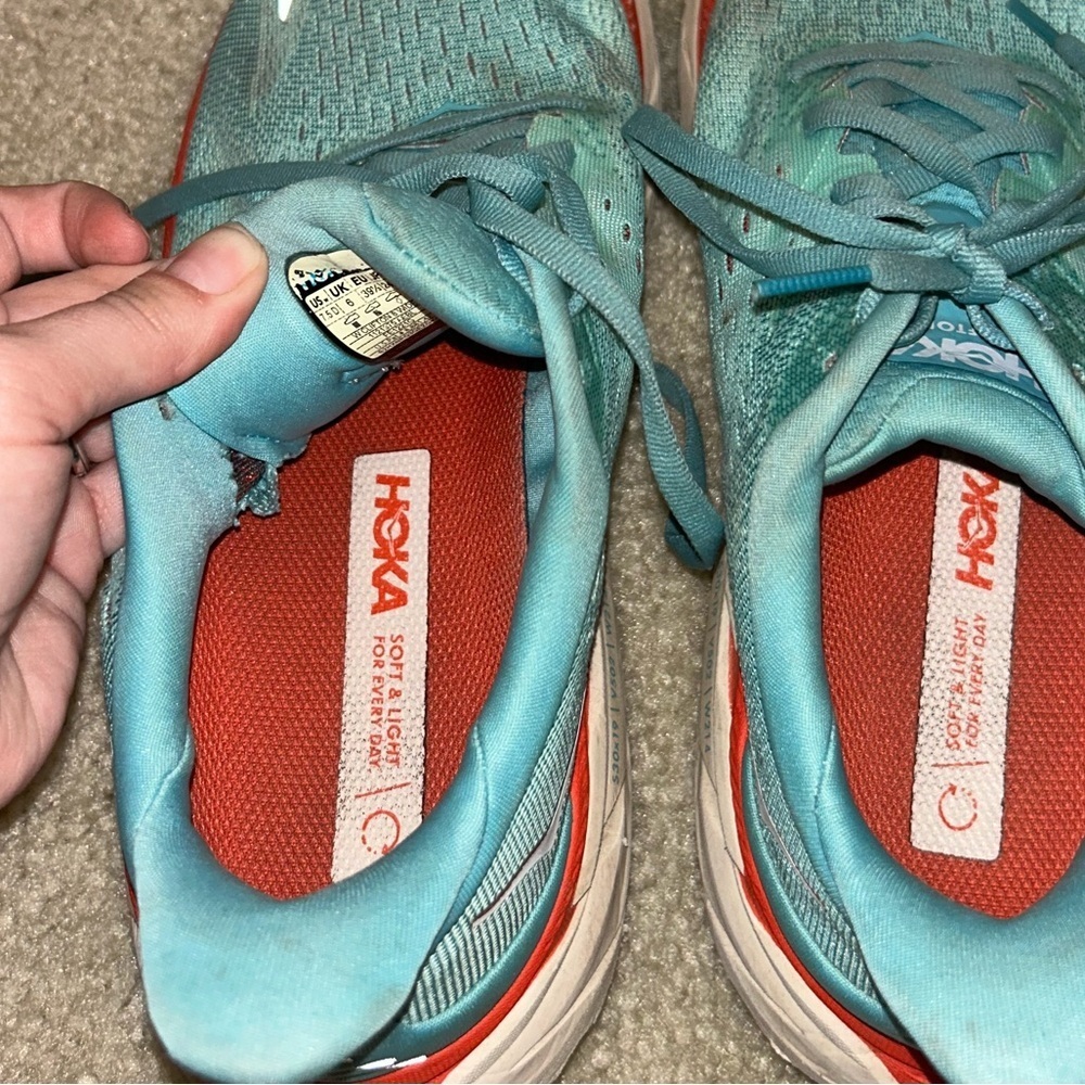 HOKA Women’s Clifton 8 Running Sneaker Tennis Shoes - Picture 8 of 8